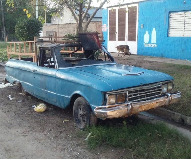Incendiaron una camioneta en Loyola Sur