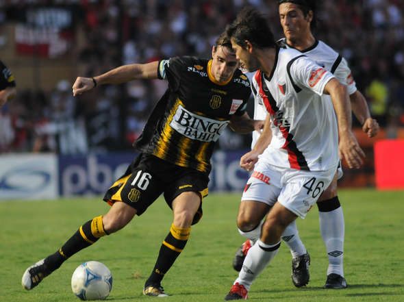 Colón se enfrenta a Olimpo