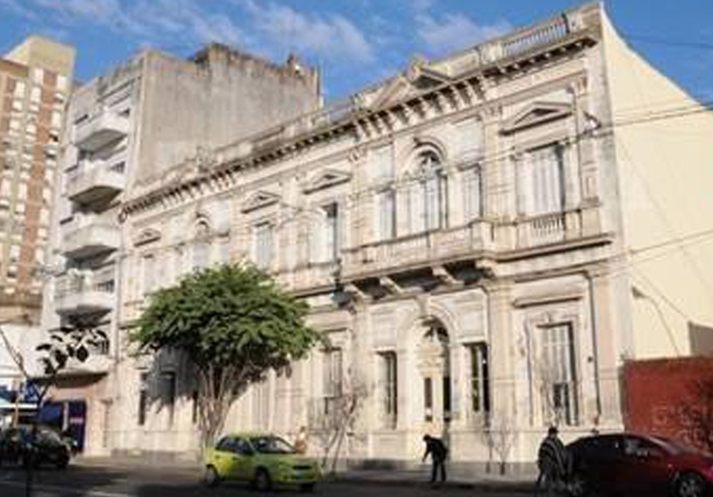 Convocan a asamblea en la Escuela Bustos