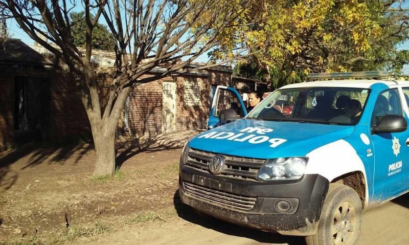 Se investiga la muerte de una travesti en barrio Santa Marta