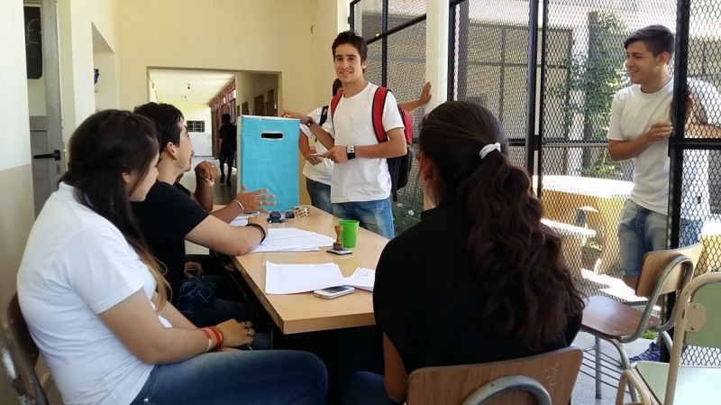 Más de 300 centros de estudiantes funcionan en secundarios y terciarios de Santa Fe