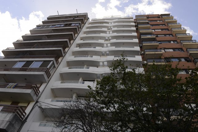 En Rosario sobran departamentos chicos y faltan de más ambientes