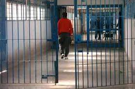 Restricciones a las salidas de reincidentes y ofensores sexuales