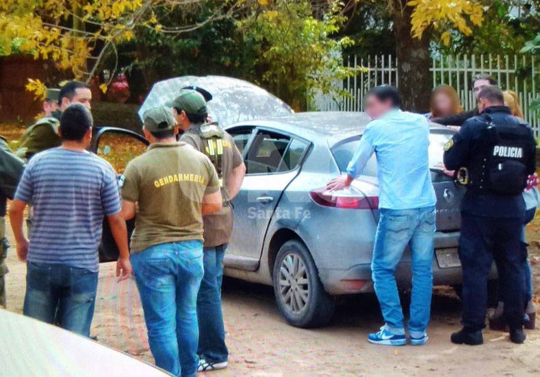 Cuatro detenidos por contrabando de celulares