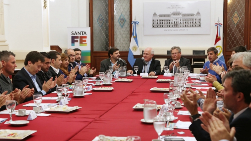 Lifschitz presentó la Ley de Creación de Áreas Metropolitanas