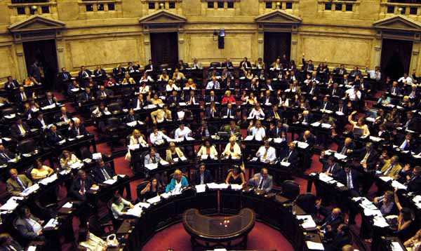 Diputados debate hoy la ley antidespido