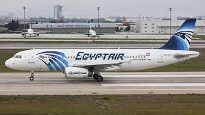Encontraron restos del avión de la empresa EgyptAir