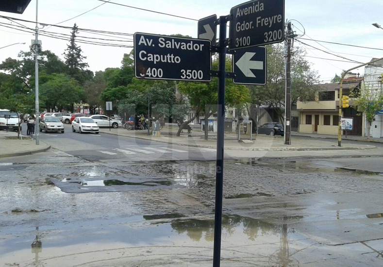 Vecinos molestos por la presencia de líquidos cloacales