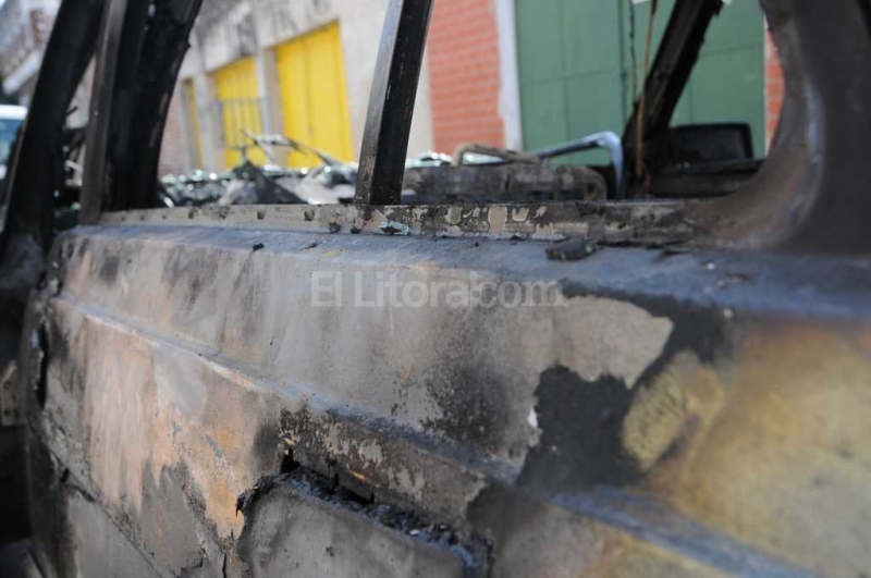 Nuevo ataque de los quemacoches 