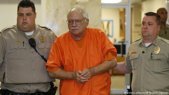 Cuatro años de cárcel para el policía que mató a un afroamericano en Oklahoma