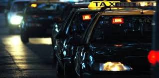 Asaltaron a un taxista en el centro