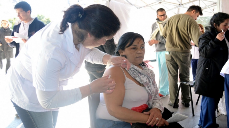 Vacunarán a docentes de modalidad hospitalaria y en contextos de encierro