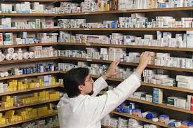 El Gobierno negocia para incluir medicamentos