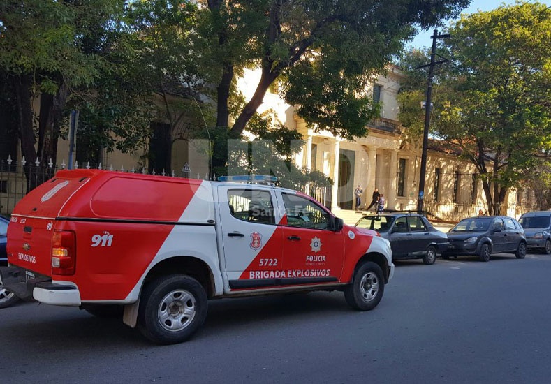 Amenaza de bomba en la Escuela Simón de Iriondo