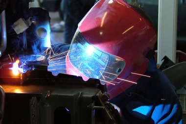 La actividad industrial registró una caída de 5,4% interanual