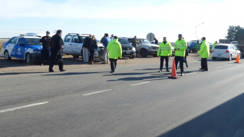 Operativo de seguridad vial en la AU. Rosario - Santa Fe