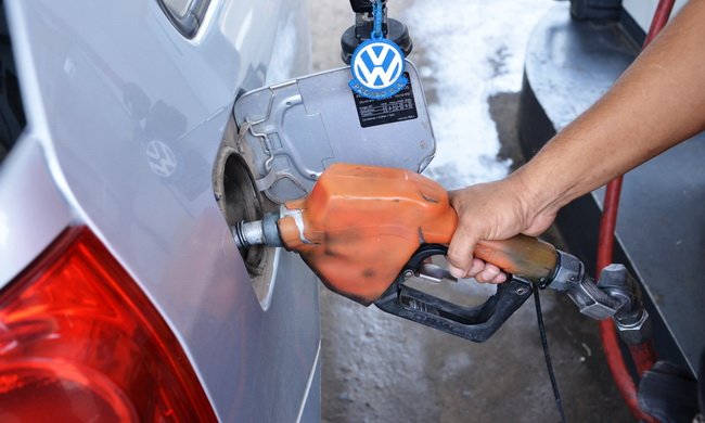 Terminó el paro de Camioneros y se reanuda el suministro de combustible