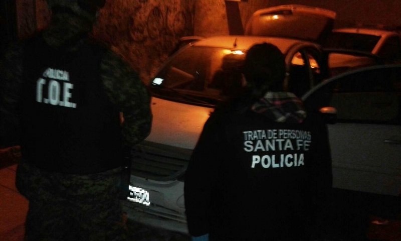 Detienen a un hombre que sometía y amenazaba a su expareja