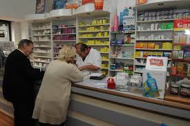 Las farmacias anunciaron un acuerdo con el PAMI y atenderán a los jubilados