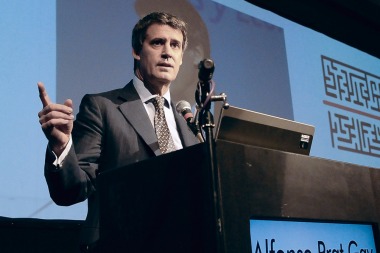 Prat Gay estimó que la inflación está en 42%, pero terminará el año en 25%