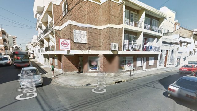 Robaron una panadería del microcentro