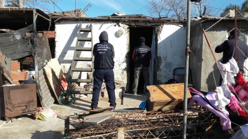 Personal antinarcóticos secuestró 750 gramos de droga en Santa Fe 