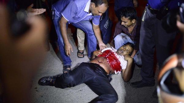 Atentado en la capital de Bangladesh