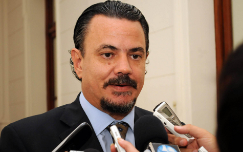 “Sería saludable que Corral dispute la gobernación dentro del FPCyS”
