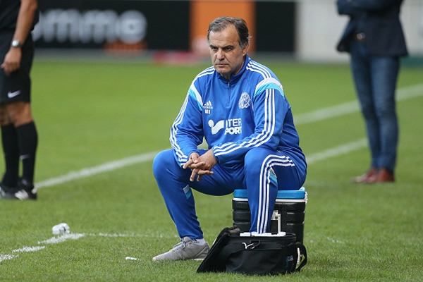 Bielsa empieza a sonar en el Comité de Regularización para reemplazar a Martino