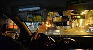 Los taxistas se conectarán directamente con el 911
