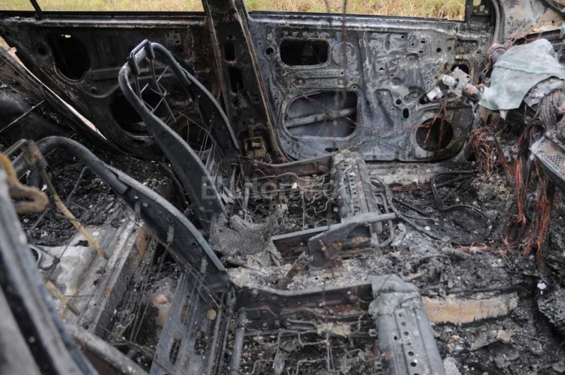 Incendian un auto que ya había sido quemado