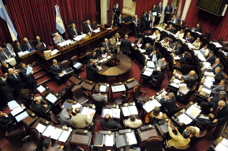 El Senado debate los pliegos de los nuevos jefes de Inteligencia