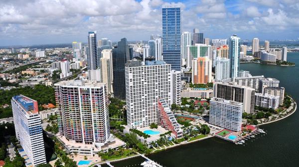 Refuerzan medidas para impedir el lavado de dinero con inmuebles de Miami y Nueva York