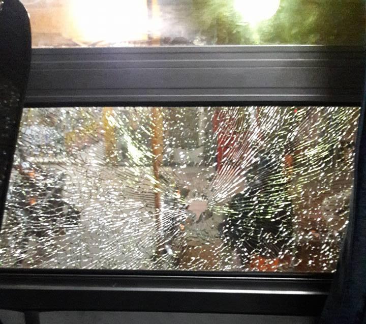 La línea C de colectivos es apedreada a la altura de Cilsa 