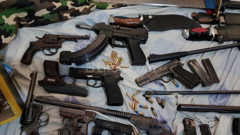 Un arsenal en una vivienda