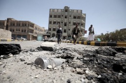 Al menos 15 muertos por el bombardeo a una fábrica 