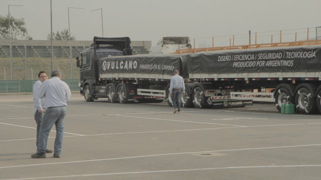La provincia proyecta que los bitrenes debuten en la autopista