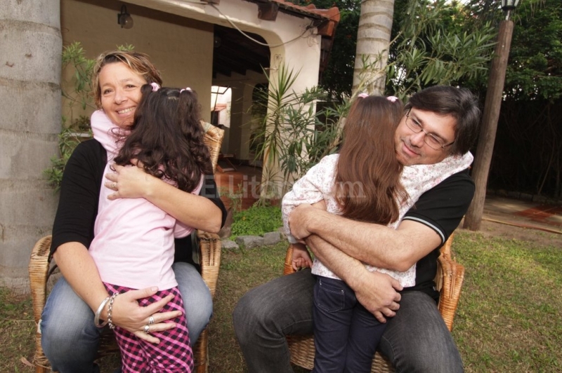Los Di Terlizzi ya tienen la adopción plena de las mellizas