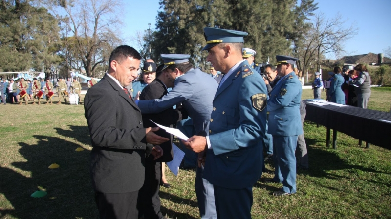 La provincia dispuso el ascensos de 795 agentes 