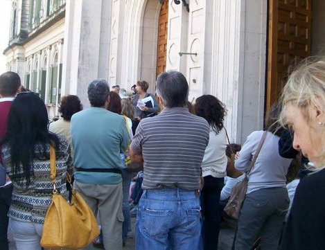 Docentes universitarios analizan si pararán esta semana