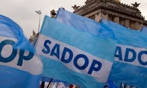 SADOP se moviliza al Ministerio de Educación
