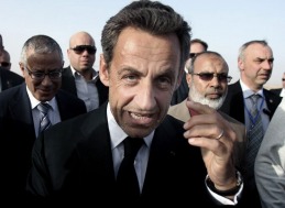 Bajo nivel de popularidad de Sarkozy tras anunciar su regreso a la política