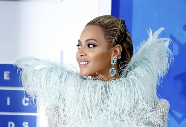 BEYONCÉ, REINA ABSOLUTA DE LOS PREMIOS MTV