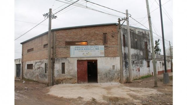 Una campaña para arreglar la vecinal de Santa Rosa