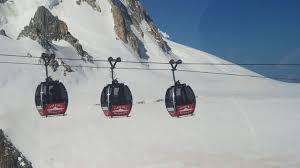 Rescataron a las 33 personas que quedaron atrapadas en un teleférico