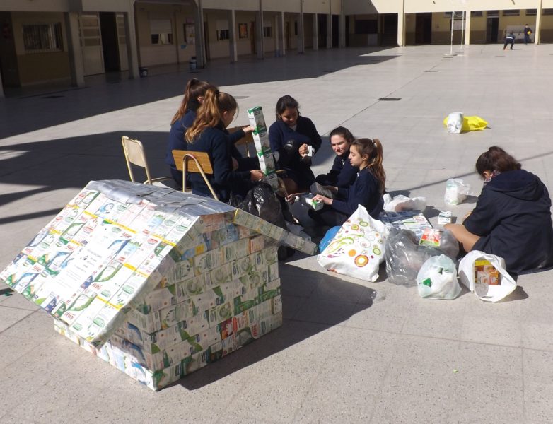 Disney becó el proyecto solidario de una escuela santotomesina