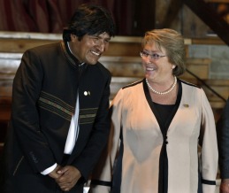 Morales invitó a Bachelet a visitar juntos un sector fronterizo en disputa