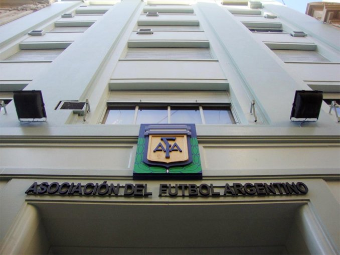 El fútbol de ascenso, suspendido por la audiencia pública sobre el gas