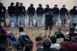Grupos ultraderechistas atacaron a refugiados en el este de Alemania