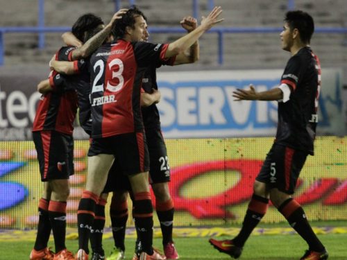 El Sabalero recibe a Talleres en el Cementerio